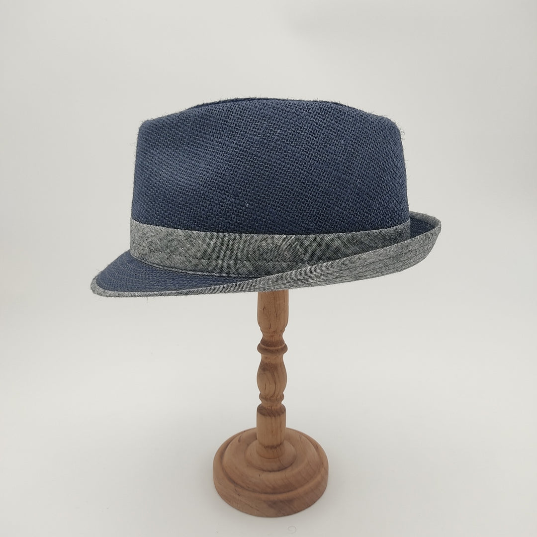 Yule Trilby D