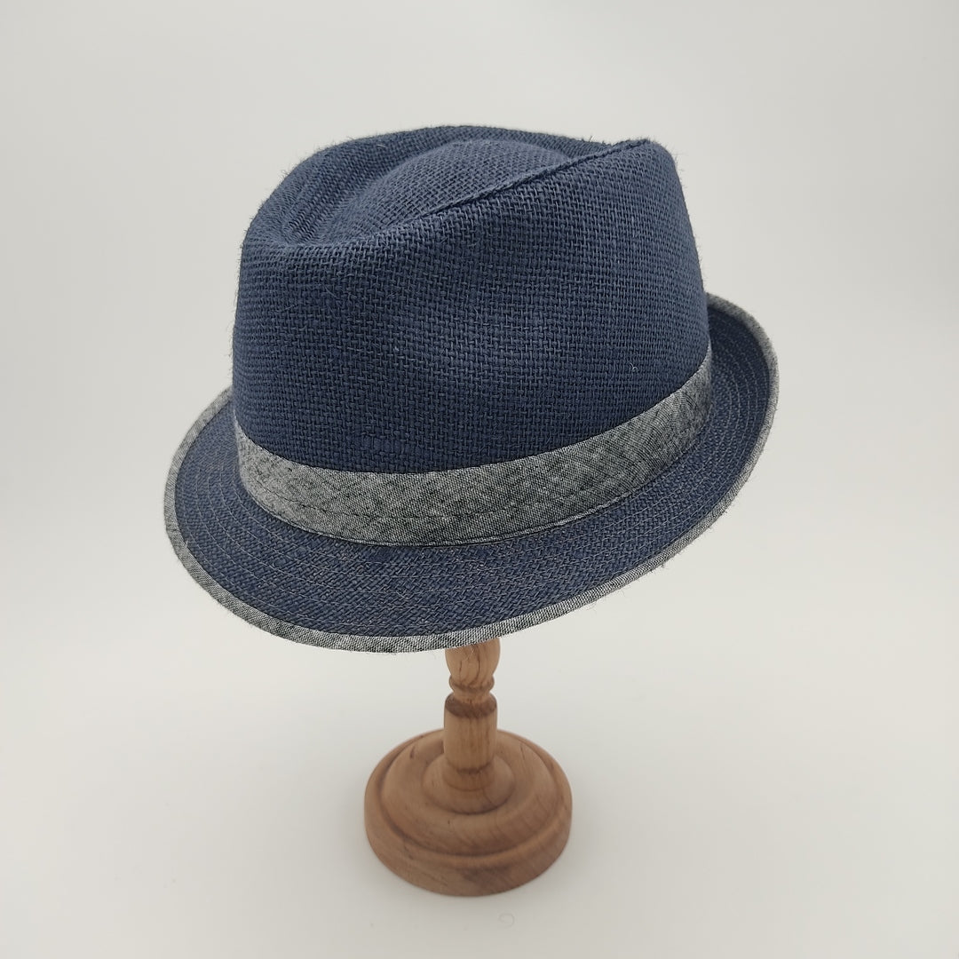 Yule Trilby D