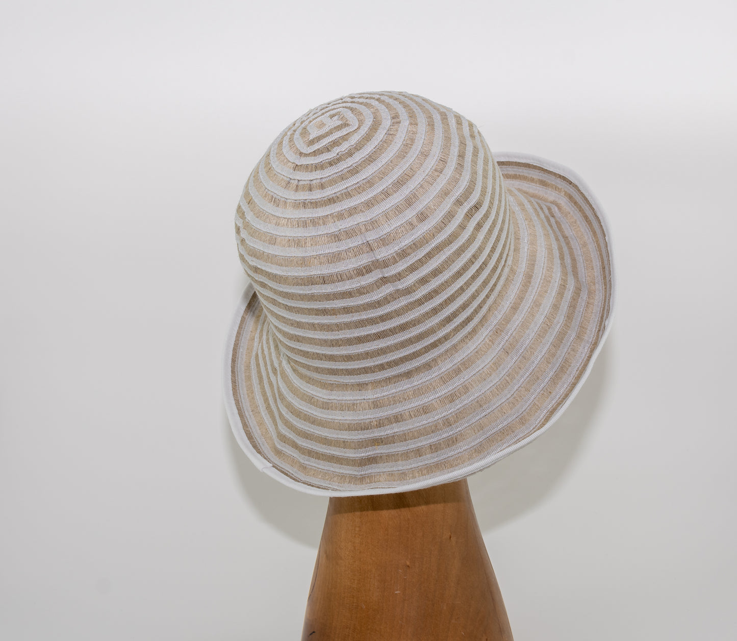 Cloche righe estiva