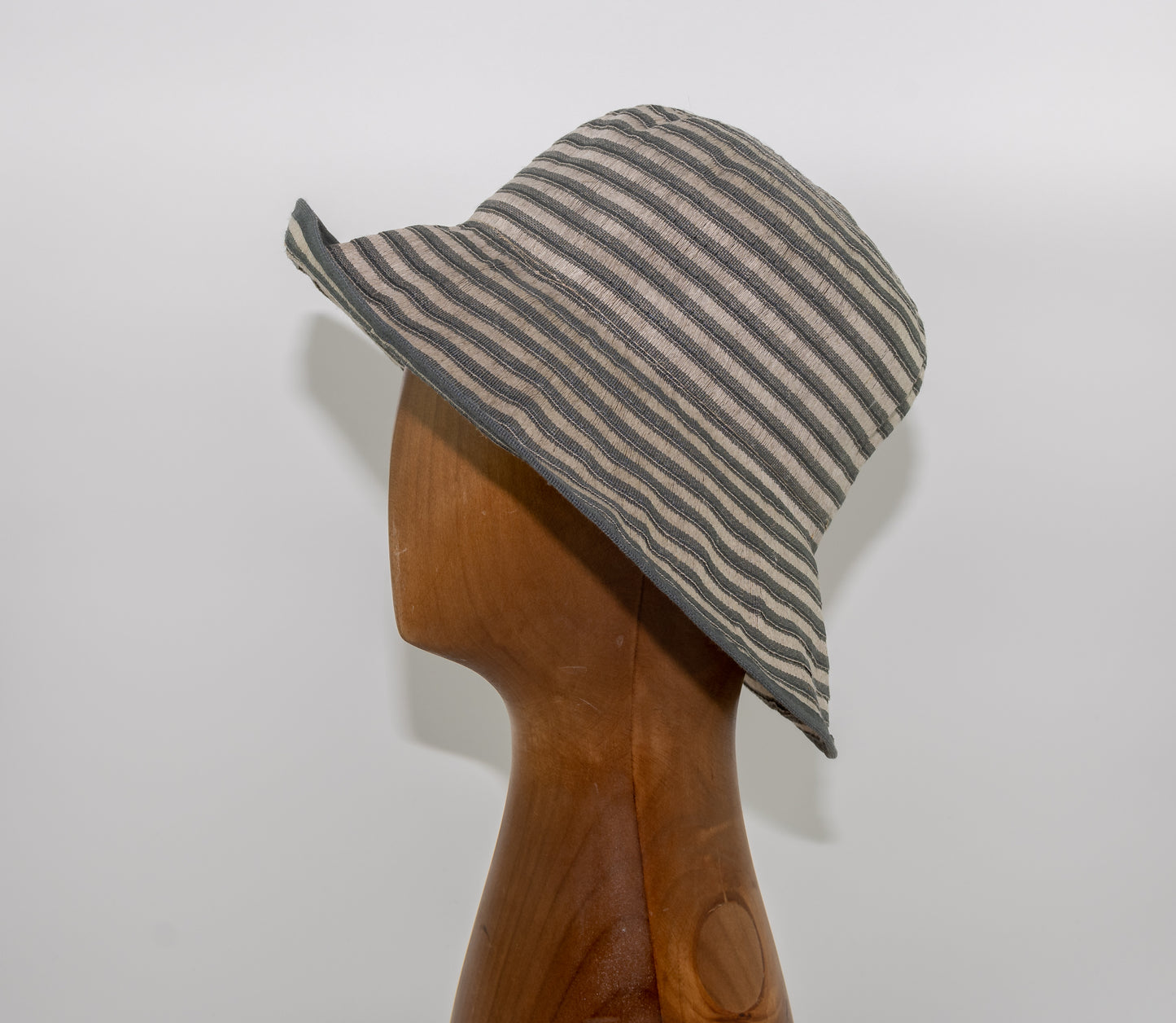 Cloche righe estiva