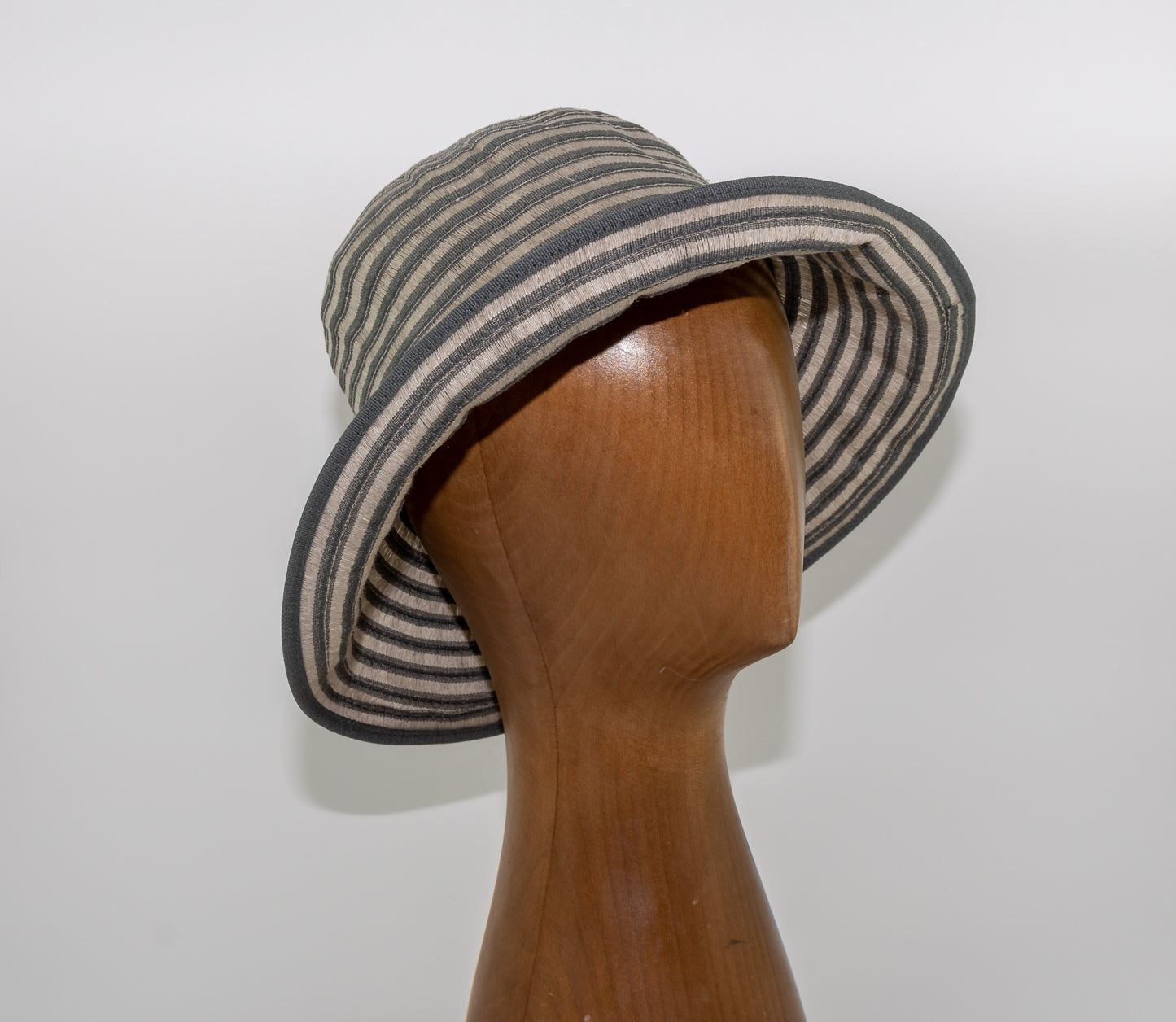 Cloche righe estiva
