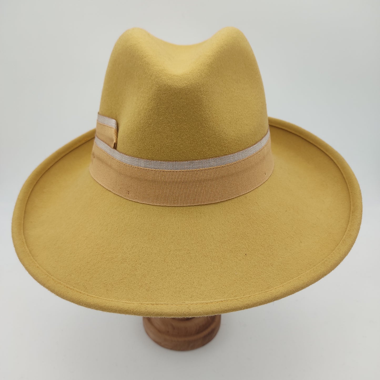 Fedora D E