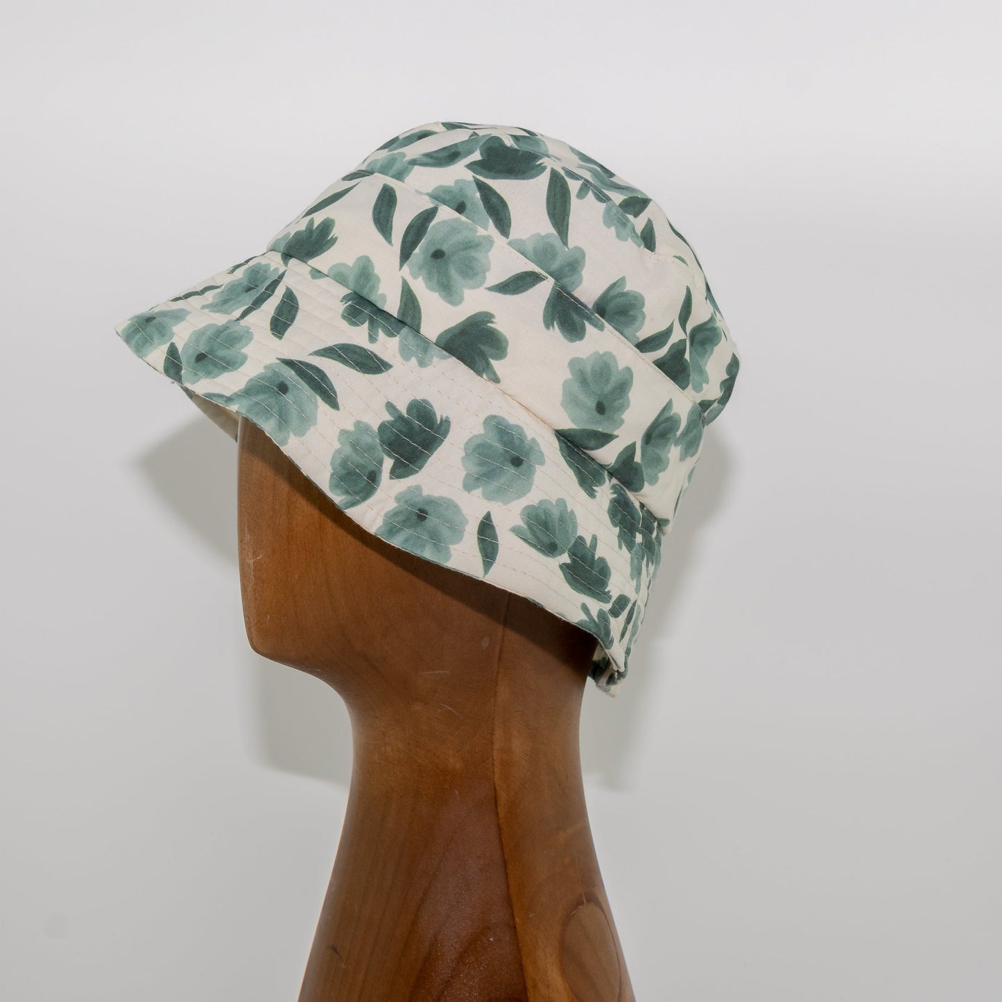 Flower bucket hat