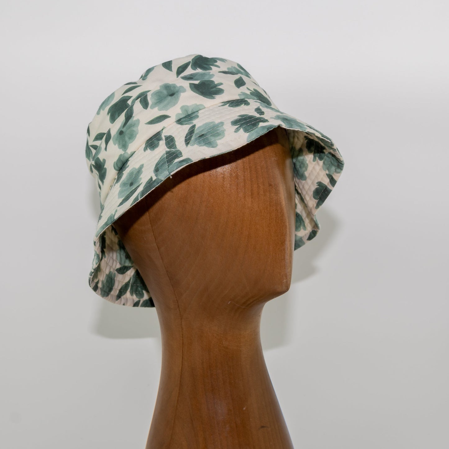 Flower bucket hat