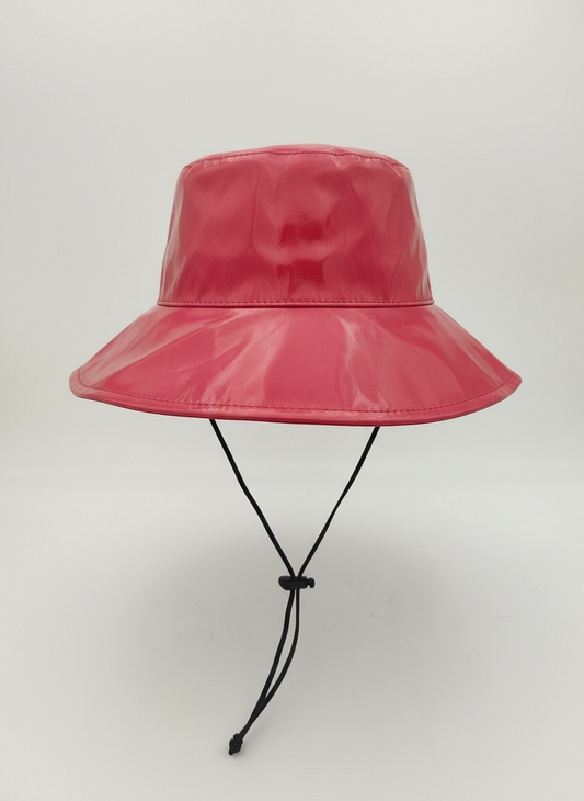 cappello-pioggia-donna-asimmetrico-nord-west-rosso-cappelleria-bertacchi