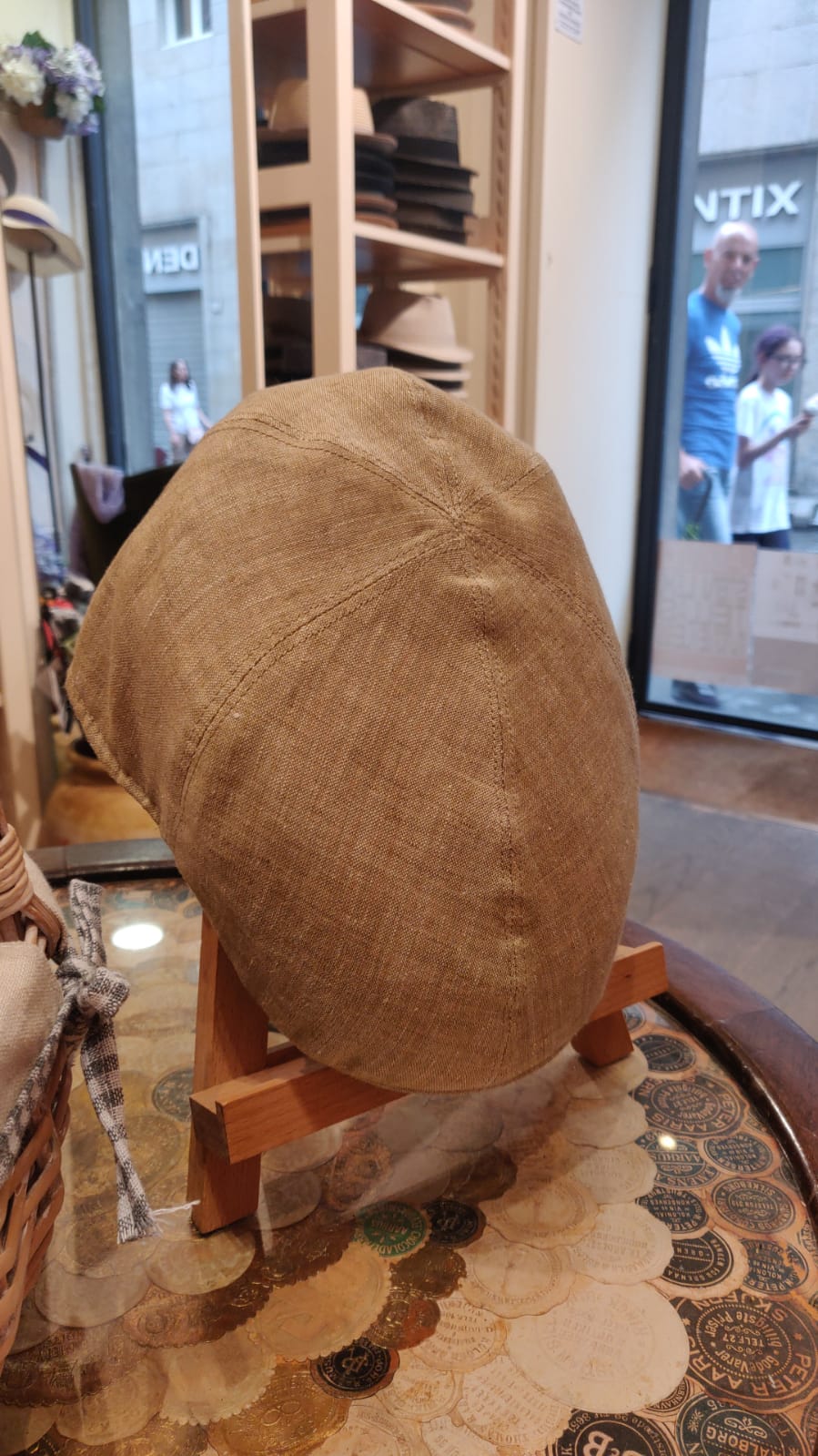 Coppola lino color paglia