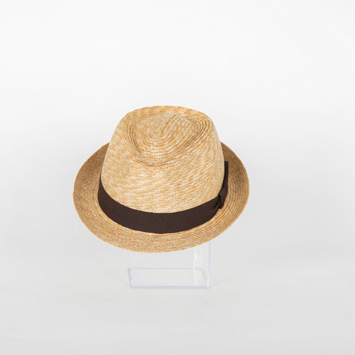 Trilby grano.