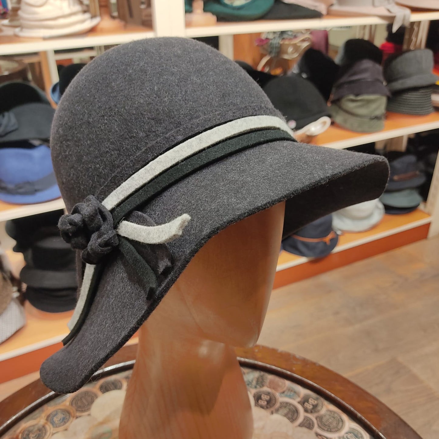 Fiordaliso cloche