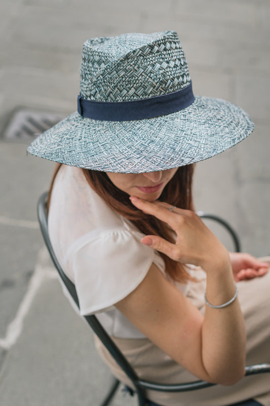 Esplora la Nuova Collezione di Cappelli esitivi uomo e donna della Cappelleria Bertacchi: Un Viaggio nel Cuore della Toscana