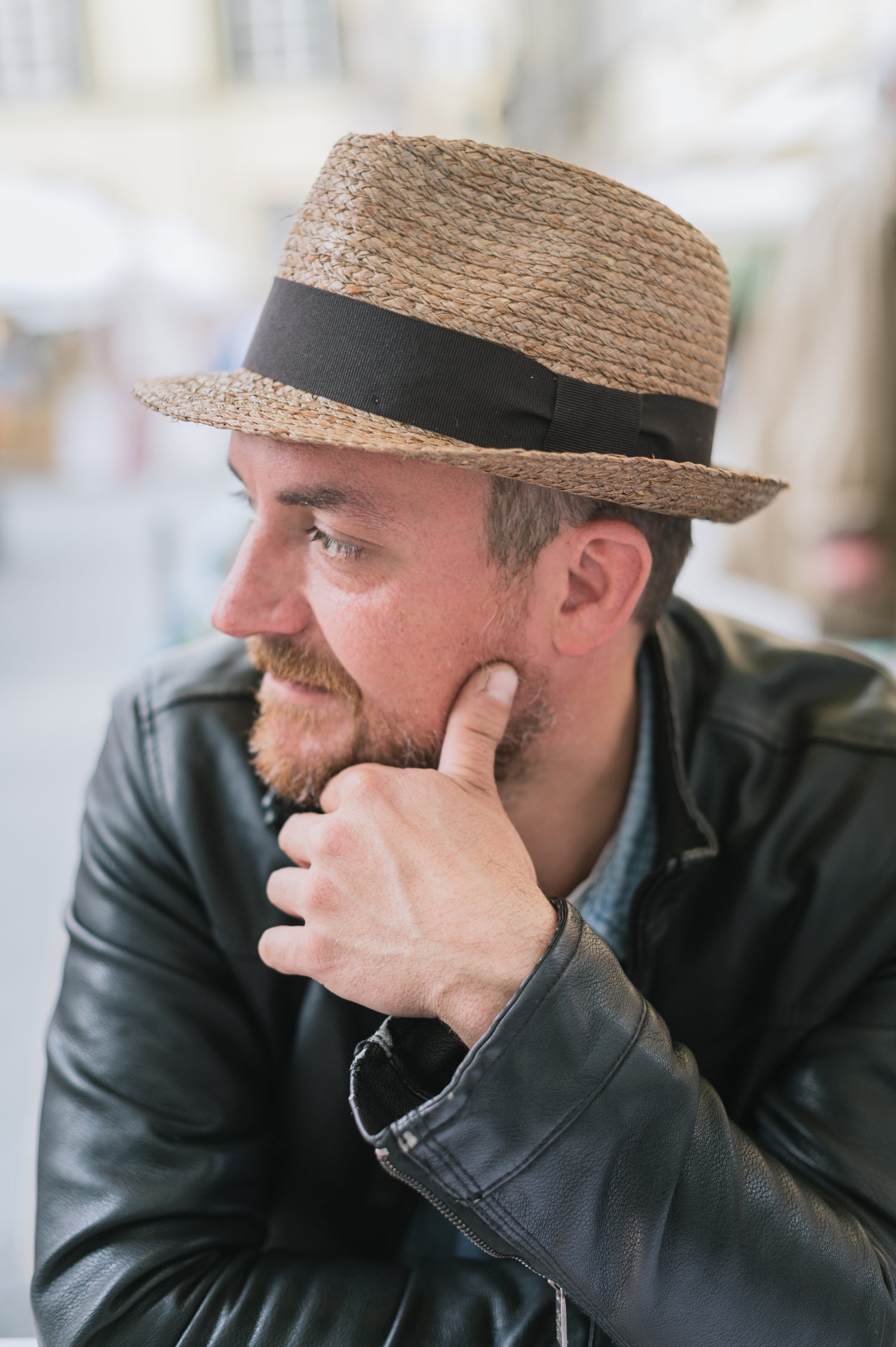 Cappelli a tesa stretta