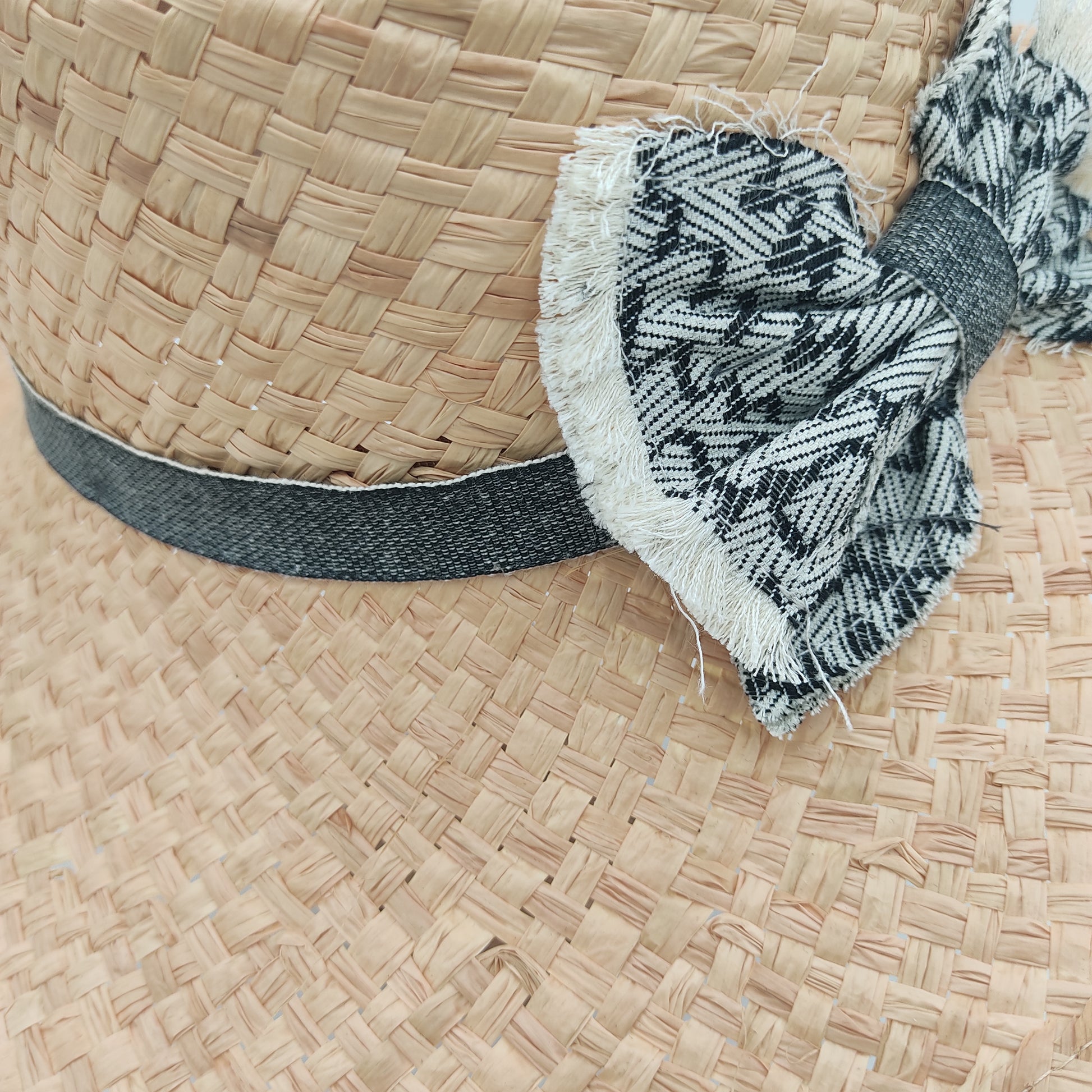 cappello-donna-luna-paglia-stile-vintage-tesa-sollevata-bertacchi