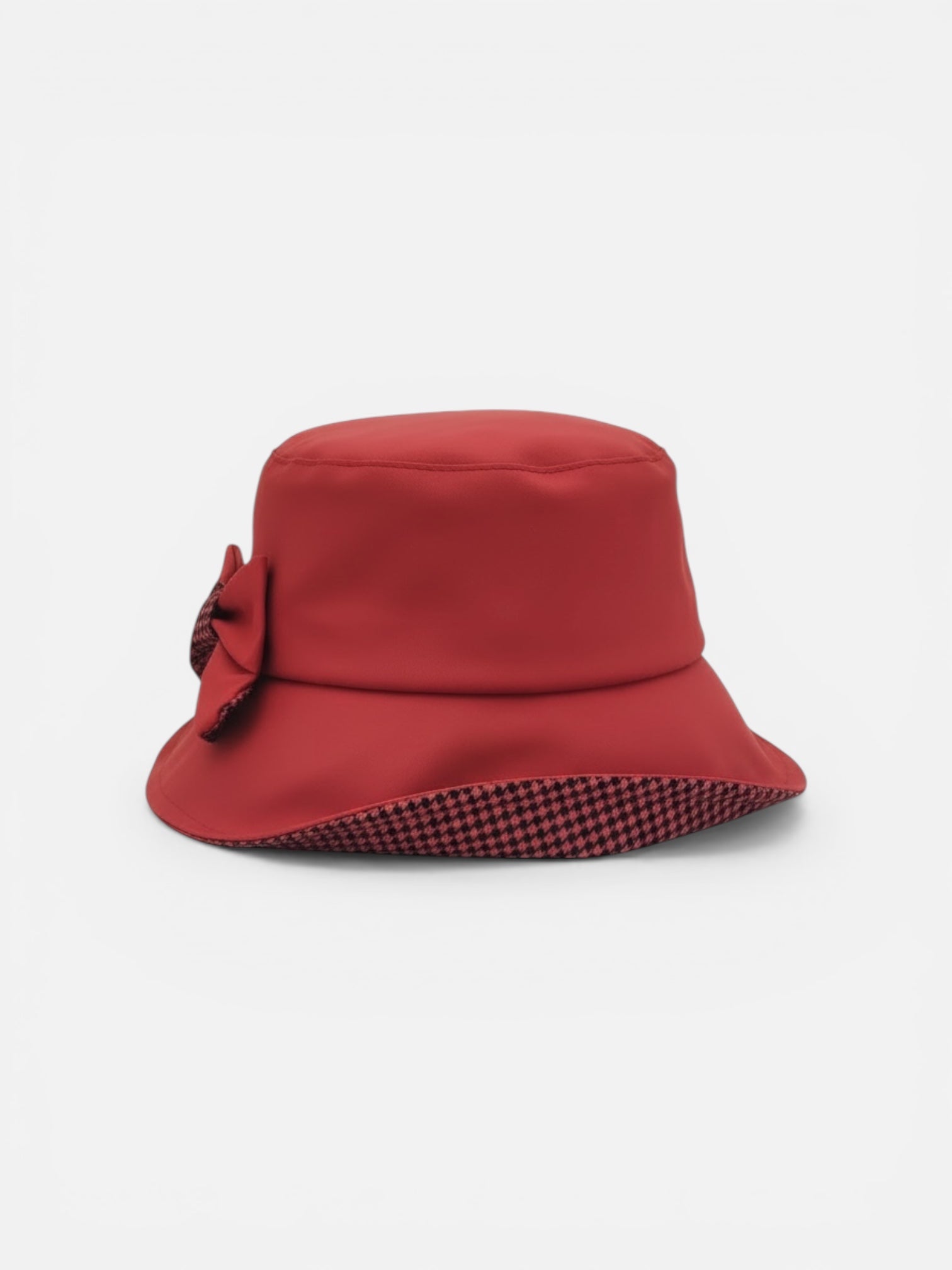 addapioggiarosso_ Cappelleria Bertacchi