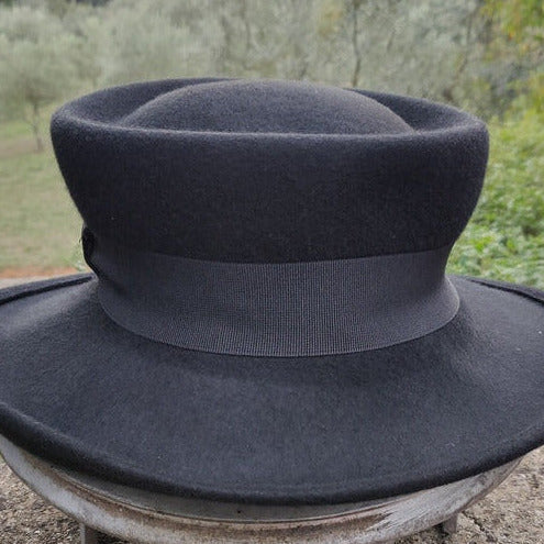 Uni Hat in Wool Felt