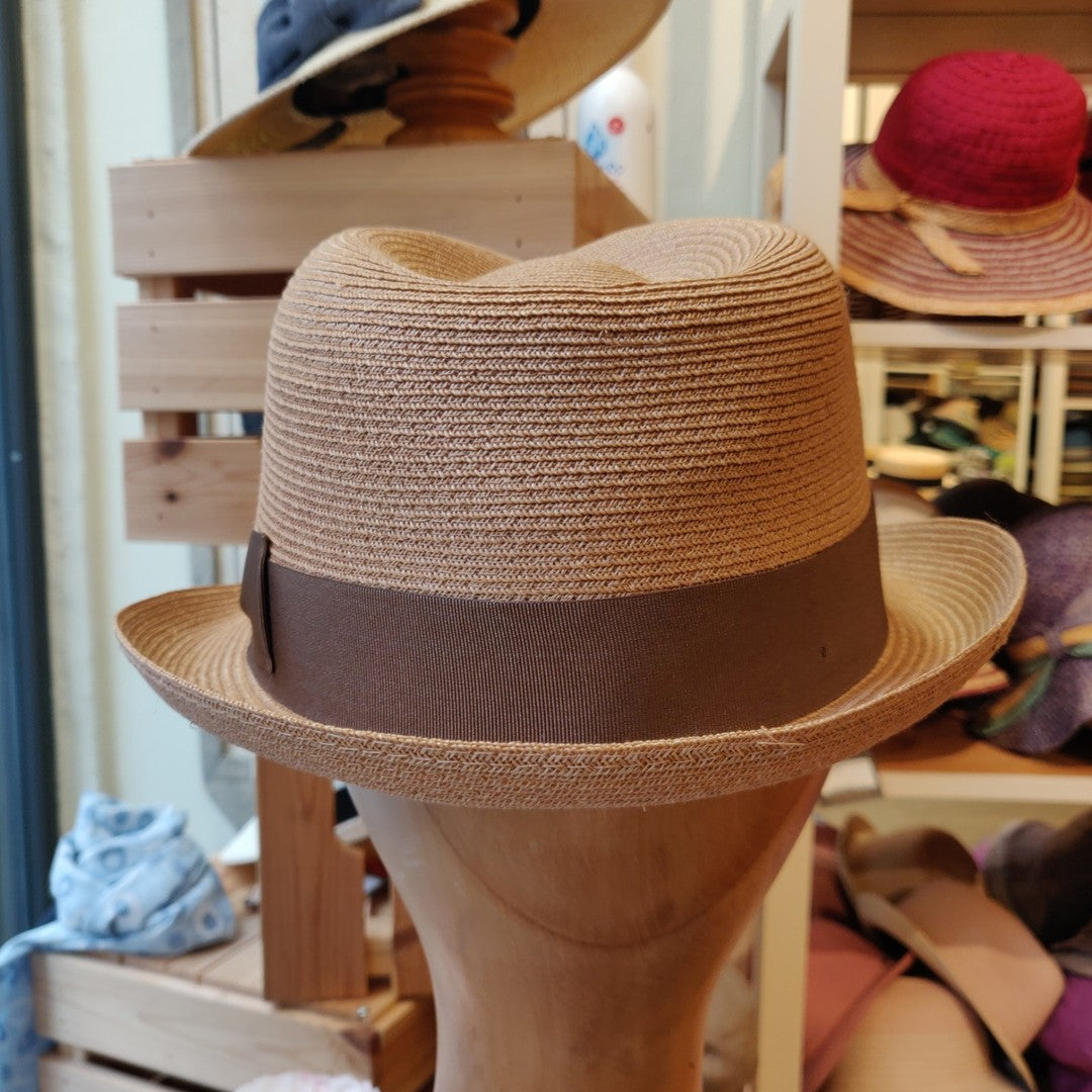 Trilby Canapa fine